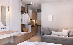 Afros Suites